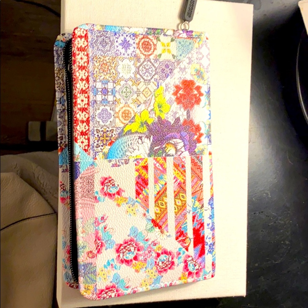 Jewelry holder /Johnny Was